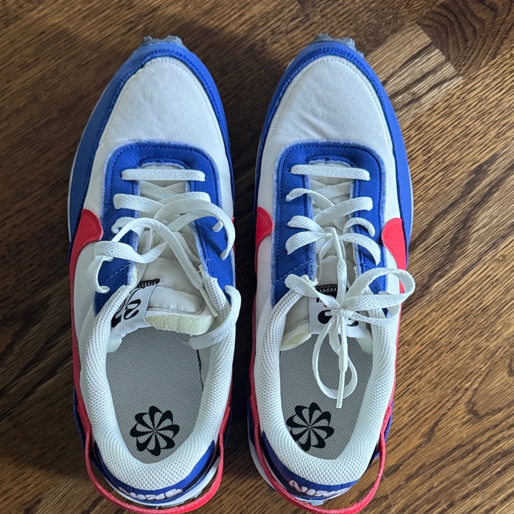 New Men’s Nike Shoes- Old Royal habanero red - Picture 4 of 10